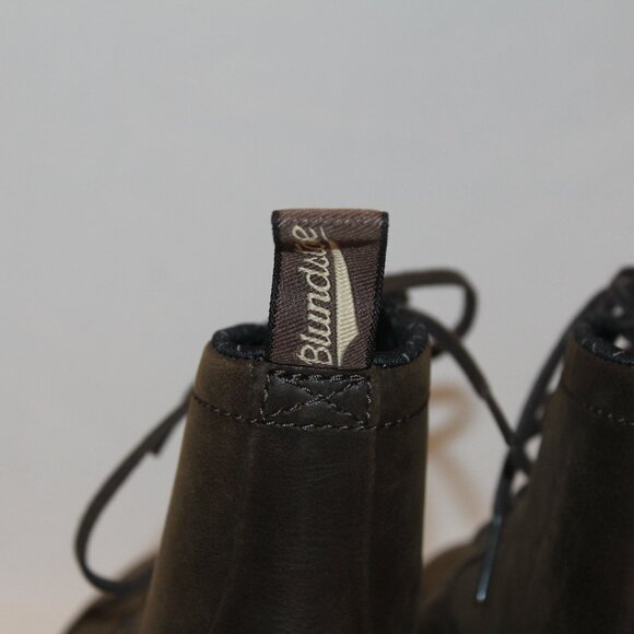 BLUNDSTONE WOMEN'S 1935 LACE UP LEATHER BOOTS ANTIQUE‎ BROWN - Picture 8 of 10